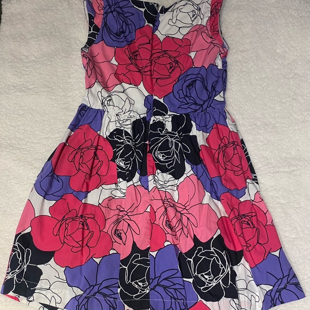 Rose print cap sleeve dress - Picture 2 of 4